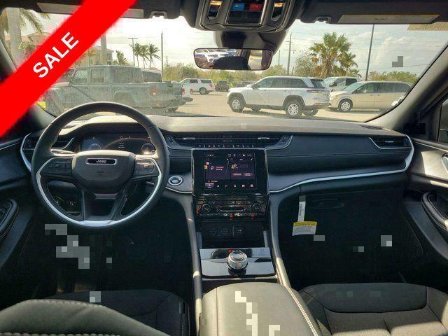 new 2025 Jeep Grand Cherokee car, priced at $29,111