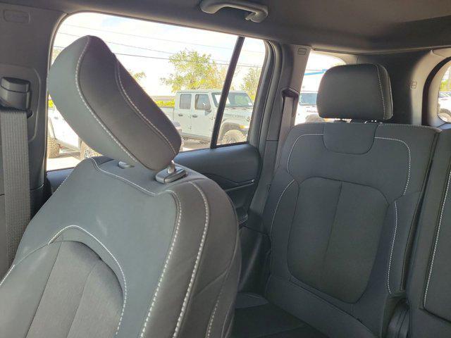 new 2025 Jeep Grand Cherokee car, priced at $41,220