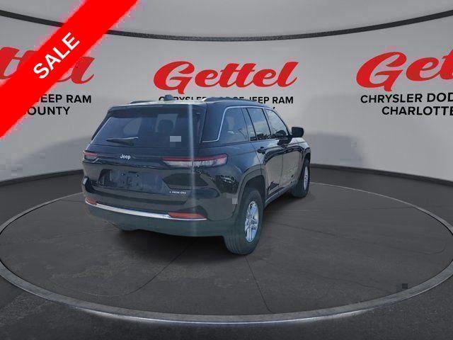 new 2025 Jeep Grand Cherokee car, priced at $29,111