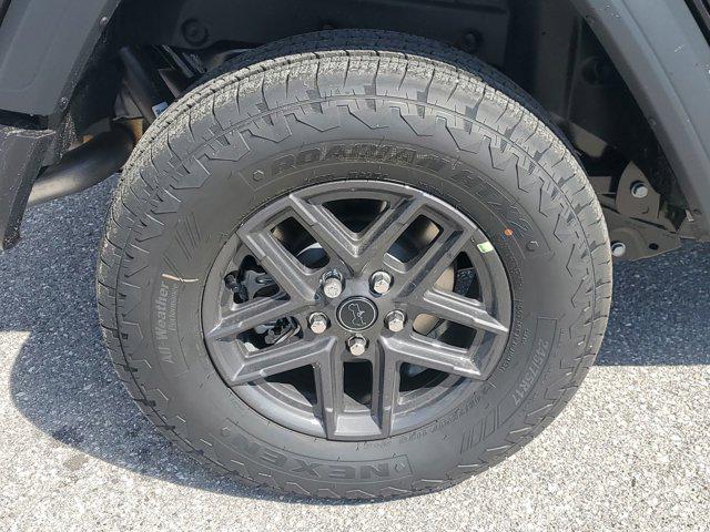 new 2025 Jeep Wrangler car