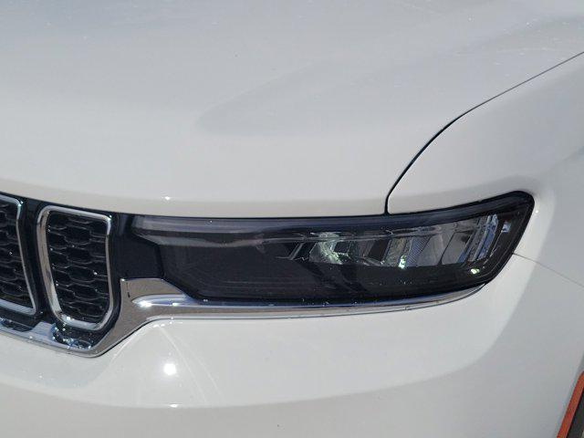 new 2025 Jeep Grand Cherokee car, priced at $49,590