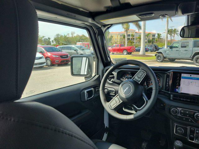new 2025 Jeep Gladiator car, priced at $47,990