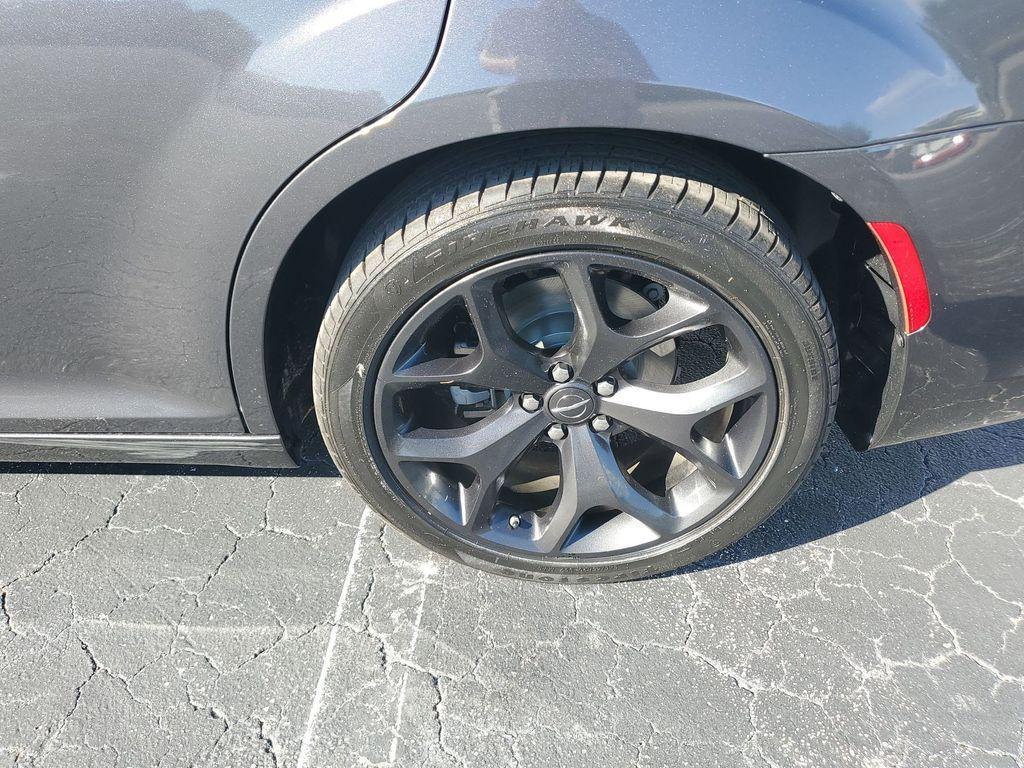 used 2022 Chrysler 300 car, priced at $27,499