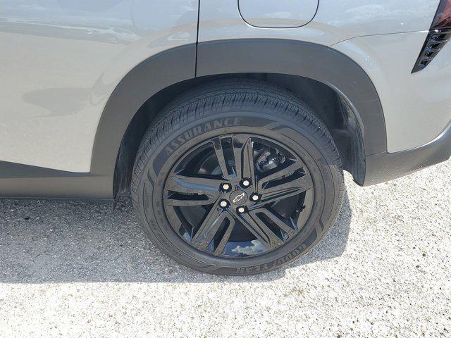 used 2025 Chevrolet Trax car, priced at $24,505