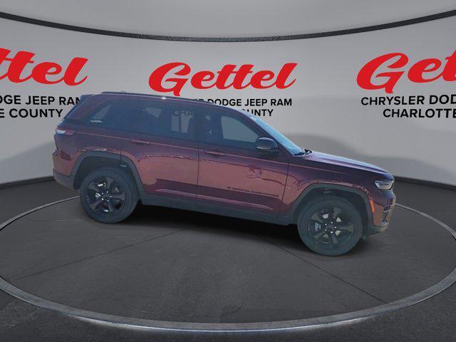 new 2025 Jeep Grand Cherokee car, priced at $45,675