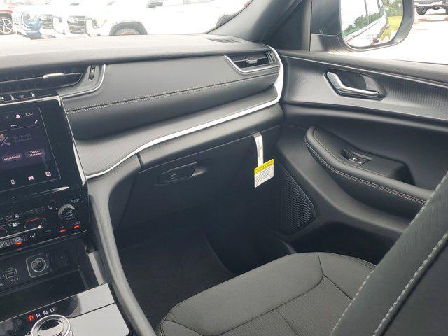 new 2025 Jeep Grand Cherokee L car, priced at $43,248