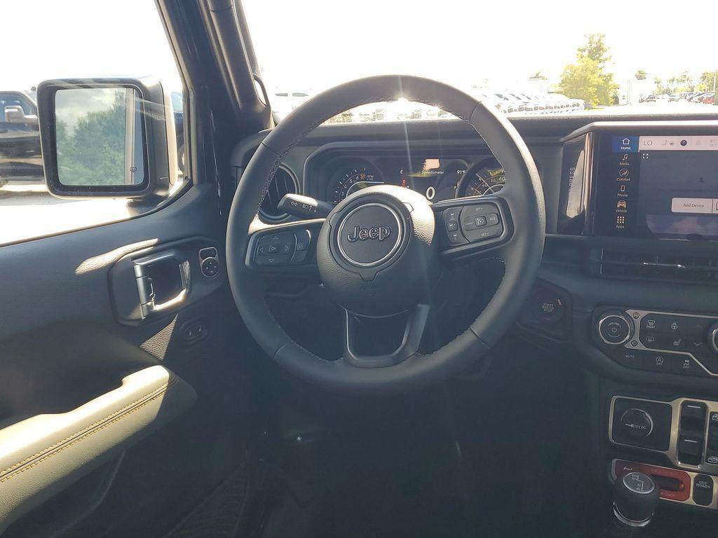 new 2025 Jeep Gladiator car, priced at $48,536