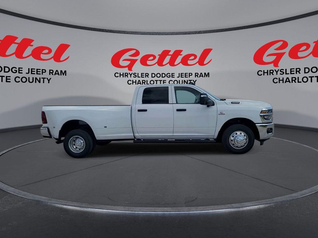 new 2025 Ram 3500 car, priced at $63,918