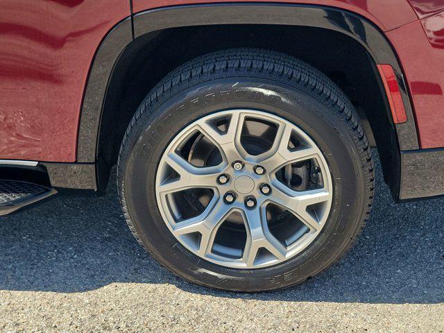 used 2022 Jeep Wagoneer car, priced at $33,329