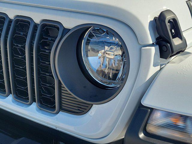 new 2025 Jeep Gladiator car, priced at $47,990