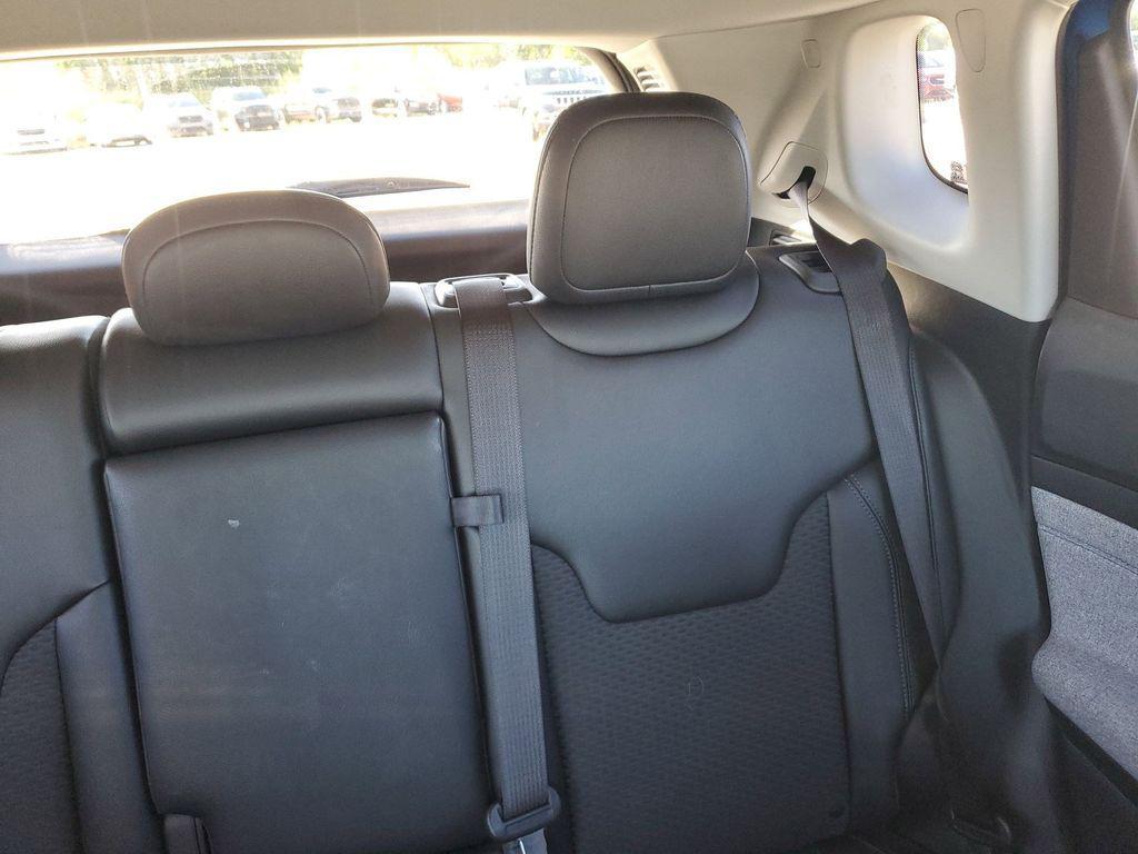 used 2022 Jeep Compass car, priced at $18,399