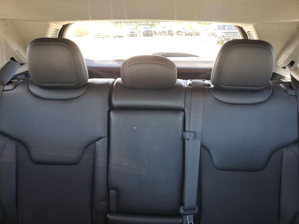 used 2022 Jeep Compass car, priced at $18,399