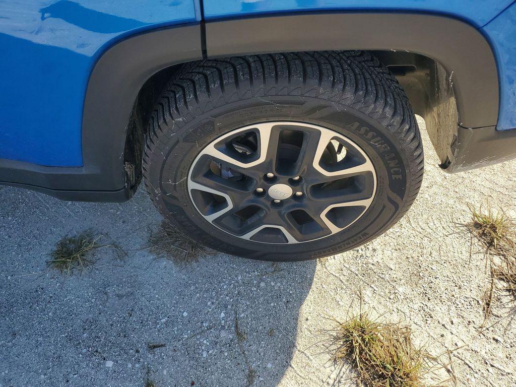 used 2022 Jeep Compass car, priced at $18,399