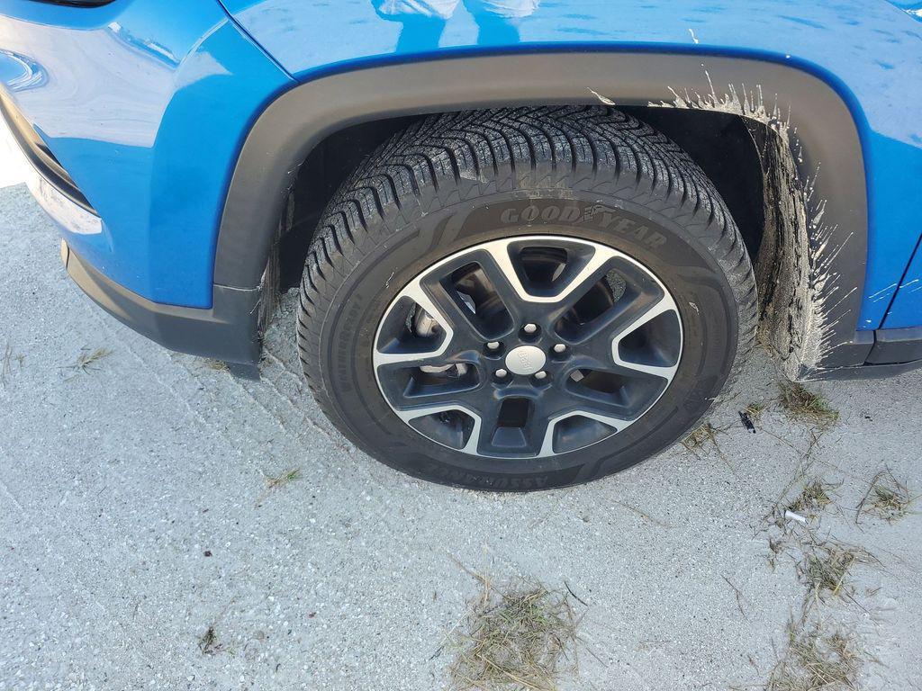 used 2022 Jeep Compass car, priced at $18,399