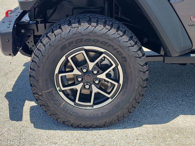 new 2025 Jeep Wrangler car, priced at $59,733