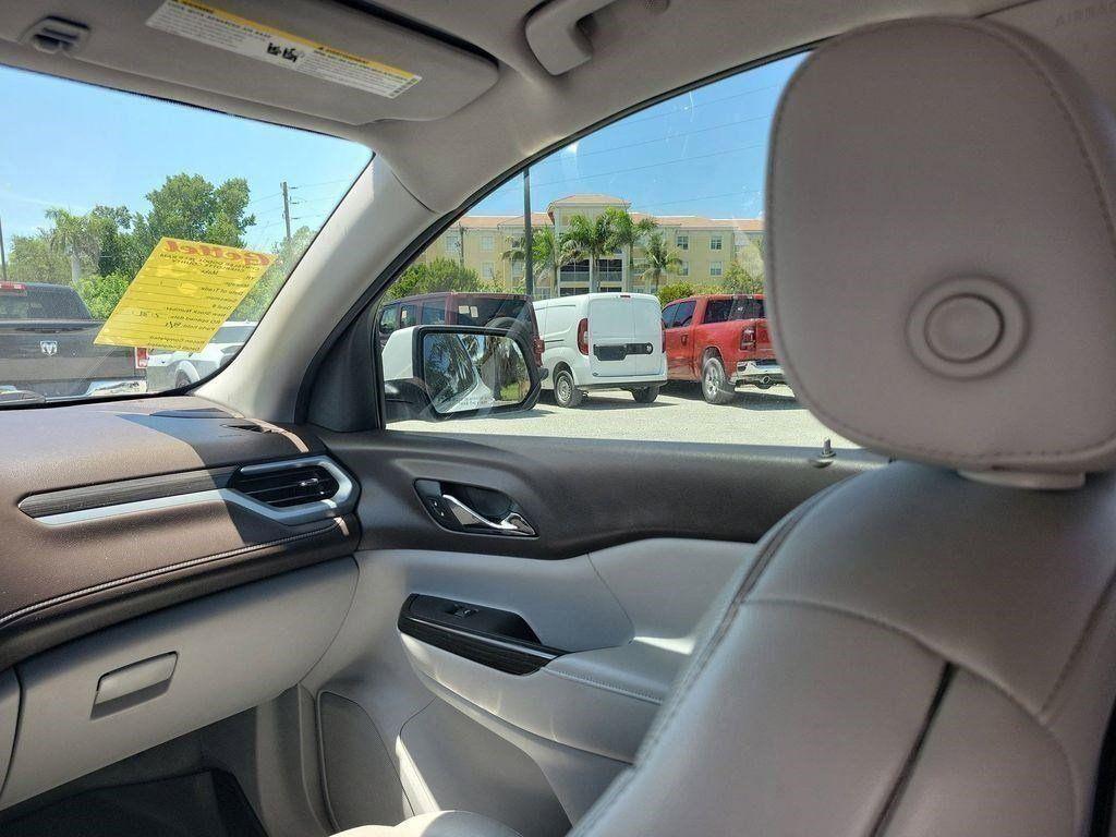 used 2018 GMC Acadia car, priced at $18,999