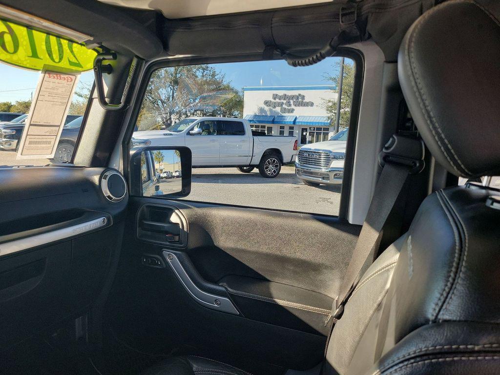 used 2016 Jeep Wrangler Unlimited car, priced at $18,999