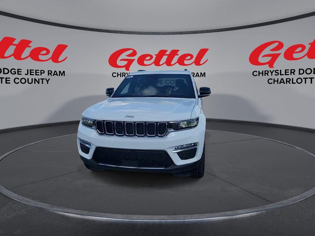 new 2025 Jeep Grand Cherokee car, priced at $40,150