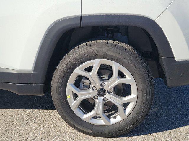 new 2025 Jeep Compass car, priced at $32,440