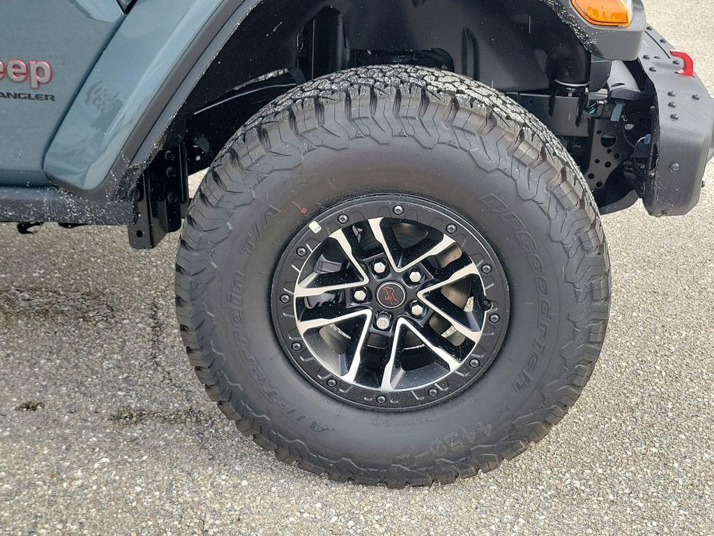 new 2025 Jeep Wrangler car, priced at $67,876