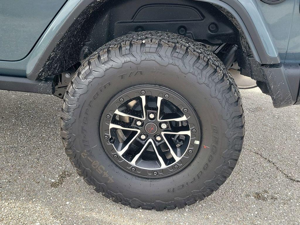 new 2025 Jeep Wrangler car, priced at $67,876
