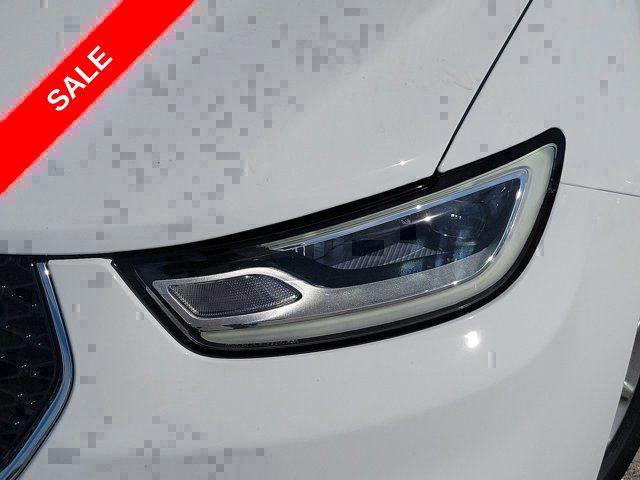 new 2025 Chrysler Pacifica car, priced at $40,338