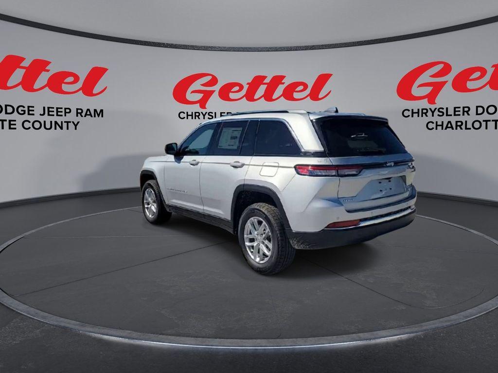 new 2025 Jeep Grand Cherokee car, priced at $37,506