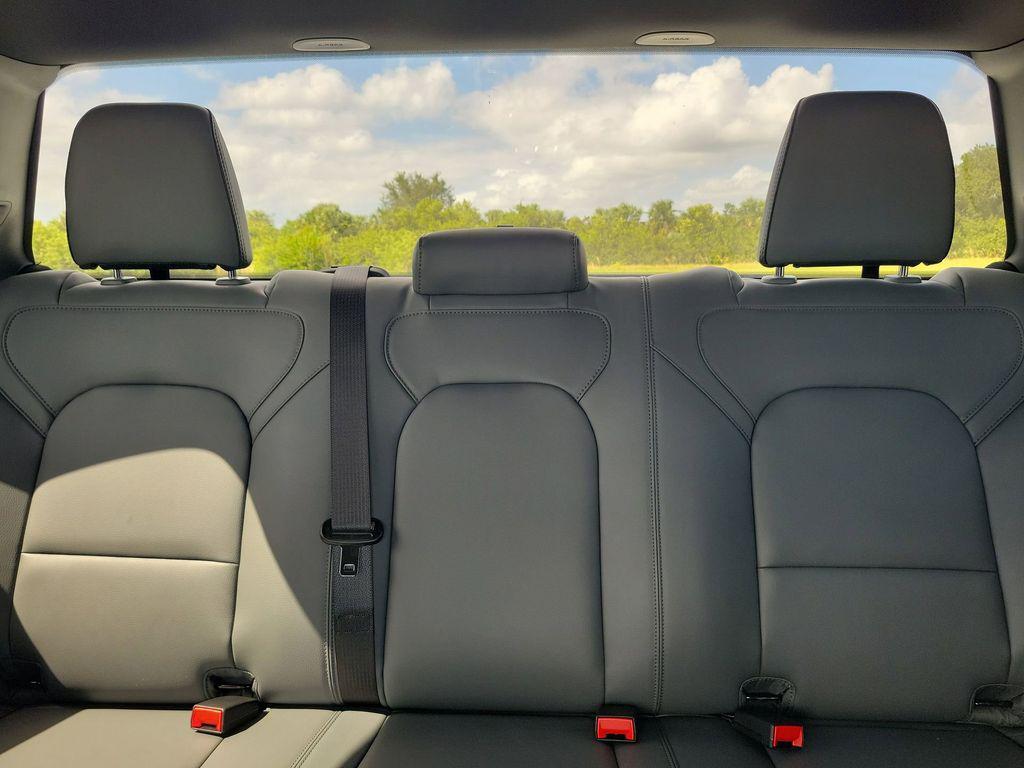 new 2025 Ram 1500 car, priced at $45,932