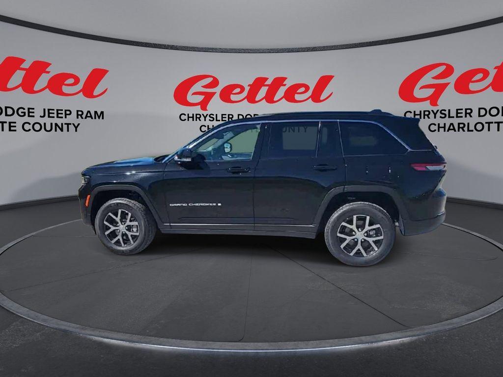 new 2025 Jeep Grand Cherokee car, priced at $43,638