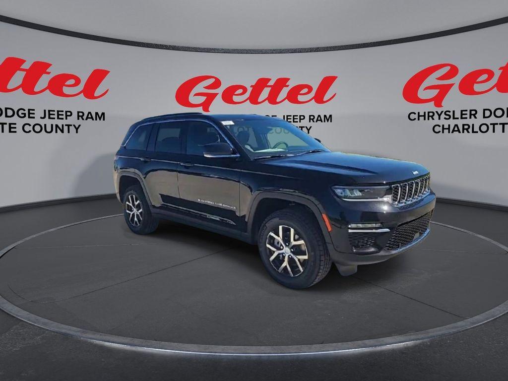 new 2025 Jeep Grand Cherokee car, priced at $43,638