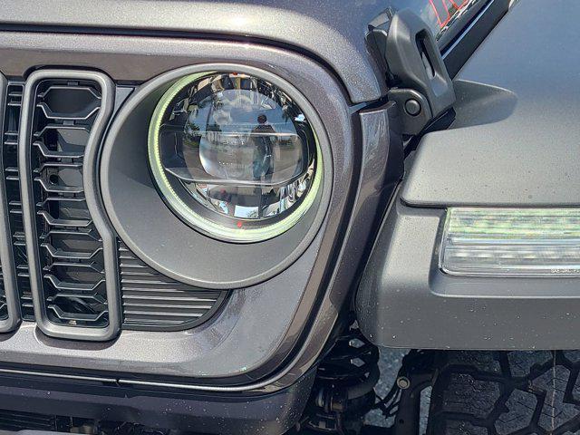 new 2025 Jeep Gladiator car, priced at $55,052