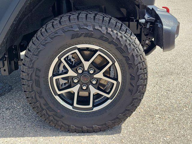 new 2025 Jeep Gladiator car, priced at $55,052
