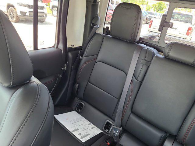 new 2025 Jeep Gladiator car, priced at $55,052