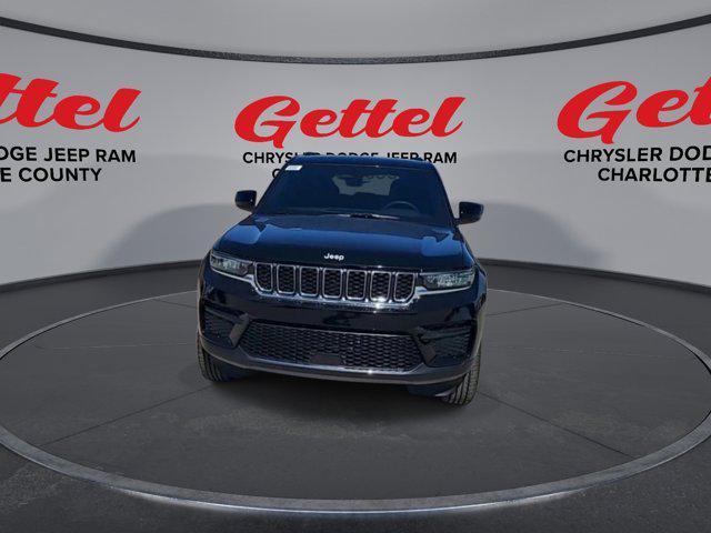 new 2025 Jeep Grand Cherokee car, priced at $41,220