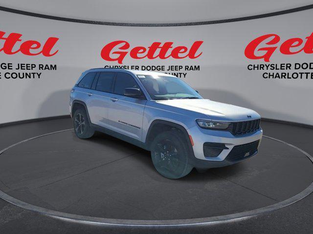 new 2025 Jeep Grand Cherokee car, priced at $45,675