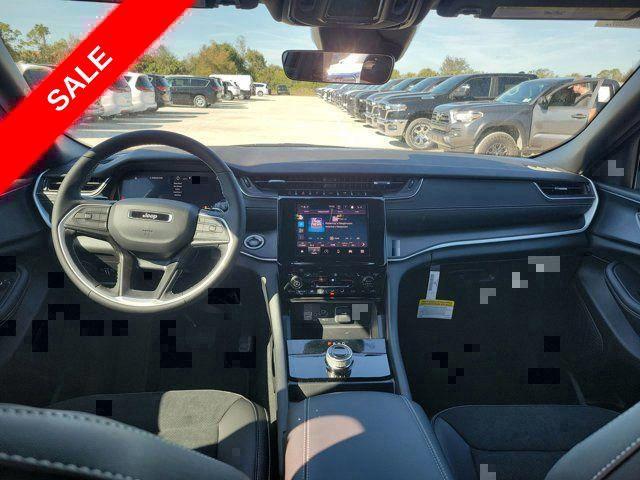 new 2025 Jeep Grand Cherokee car, priced at $35,487