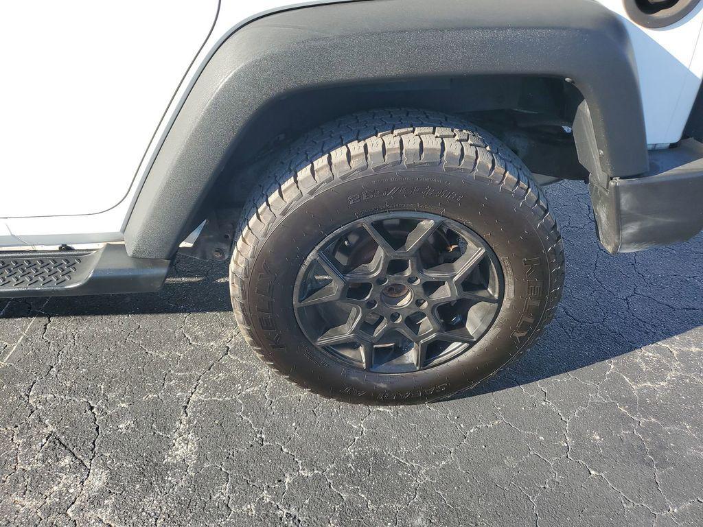 used 2017 Jeep Wrangler Unlimited car, priced at $15,999