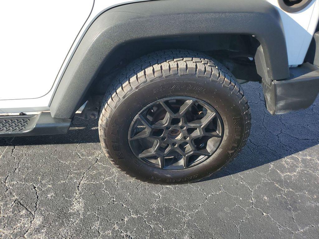 used 2017 Jeep Wrangler Unlimited car, priced at $16,605