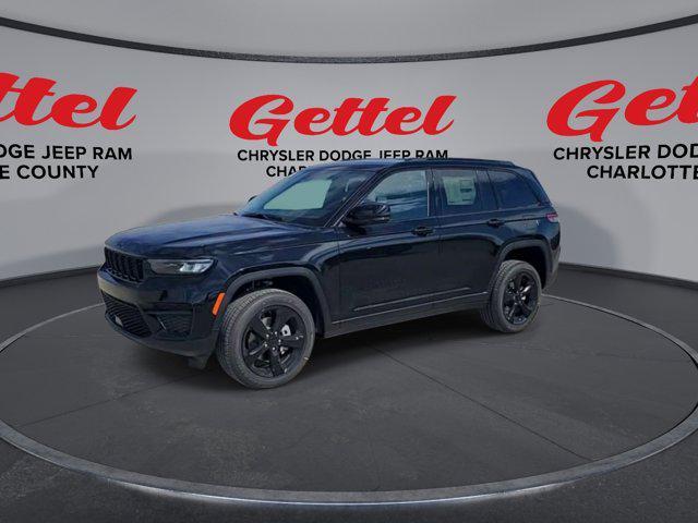 new 2025 Jeep Grand Cherokee car, priced at $45,675