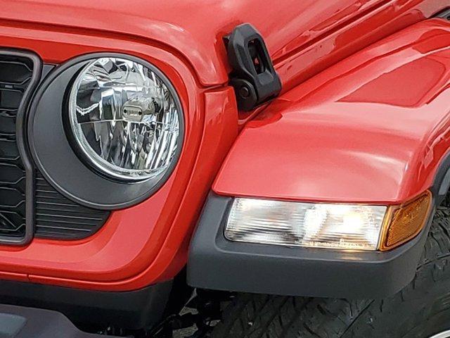 new 2024 Jeep Gladiator car, priced at $46,015