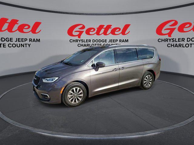 used 2021 Chrysler Pacifica car, priced at $25,630