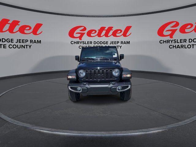 new 2025 Jeep Gladiator car, priced at $41,620