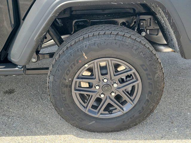 new 2025 Jeep Gladiator car, priced at $47,904