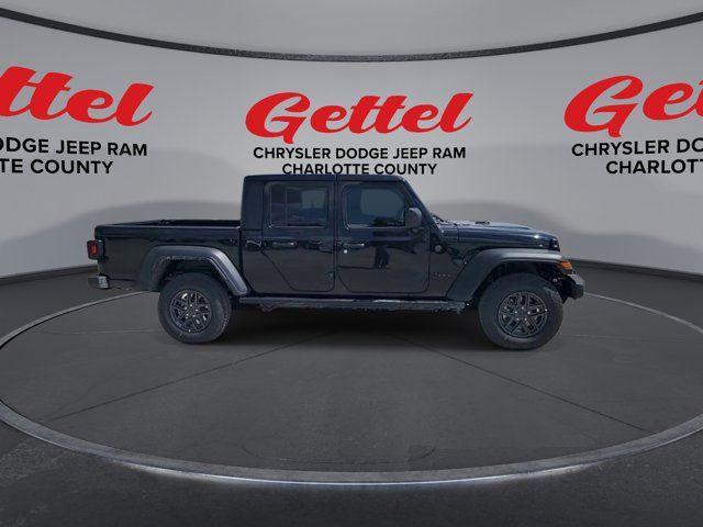 new 2025 Jeep Gladiator car, priced at $41,620