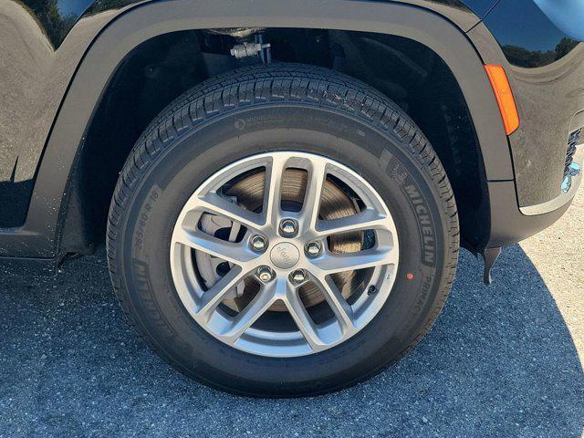 new 2025 Jeep Grand Cherokee L car, priced at $43,220