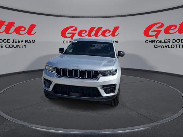 new 2025 Jeep Grand Cherokee car, priced at $41,220