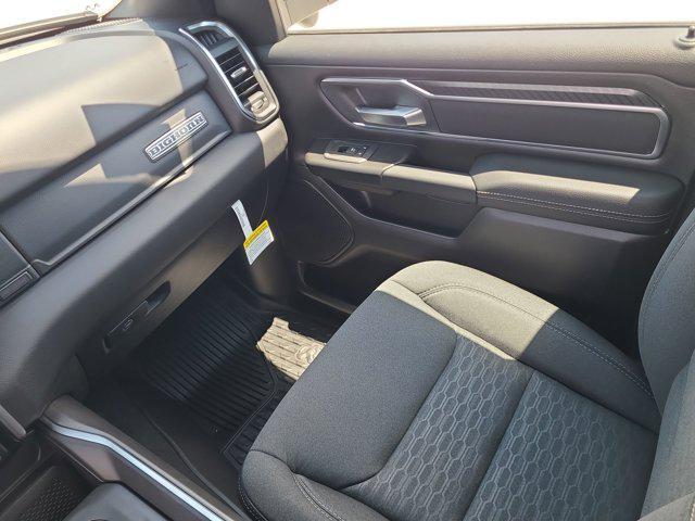 new 2025 Ram 1500 car, priced at $43,922