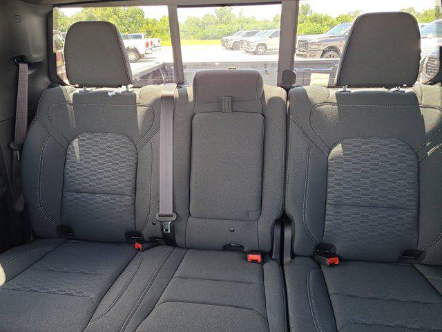 new 2025 Ram 1500 car, priced at $43,922