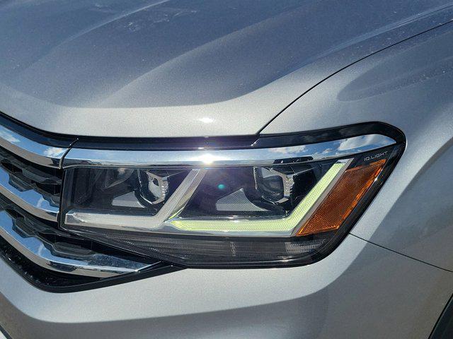 used 2022 Volkswagen Atlas car, priced at $24,999