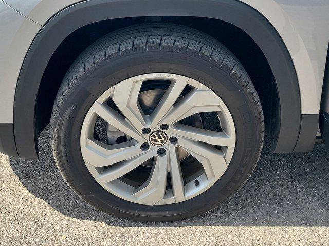 used 2022 Volkswagen Atlas car, priced at $24,999